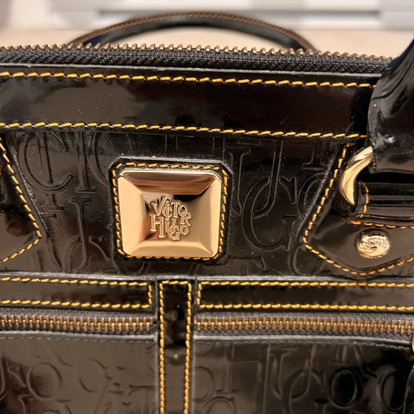 gorgeous , elegant and classic bag - Picture 2 of 14